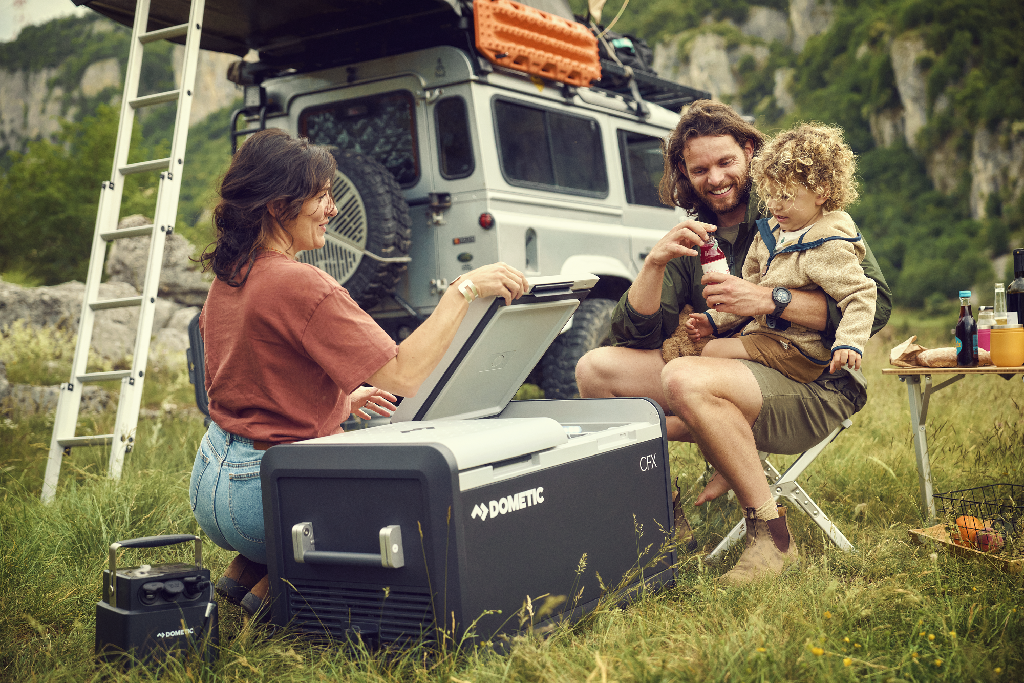 Camping Fridge and Freezer: The Best Dual Zone Models | My Generator
